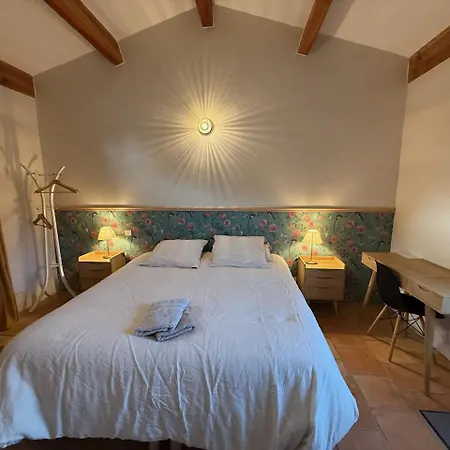 Mas Des Sauges Bed & Breakfast 3*