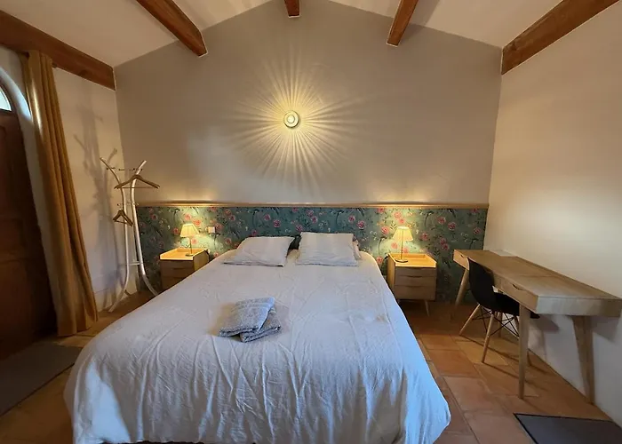 Mas Des Sauges Bed & Breakfast 3*